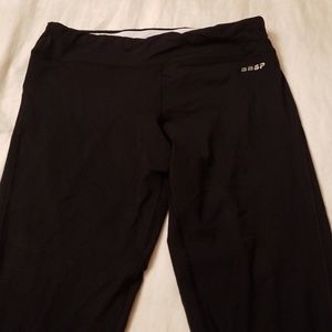 Bebe Sport Leggings Size Large